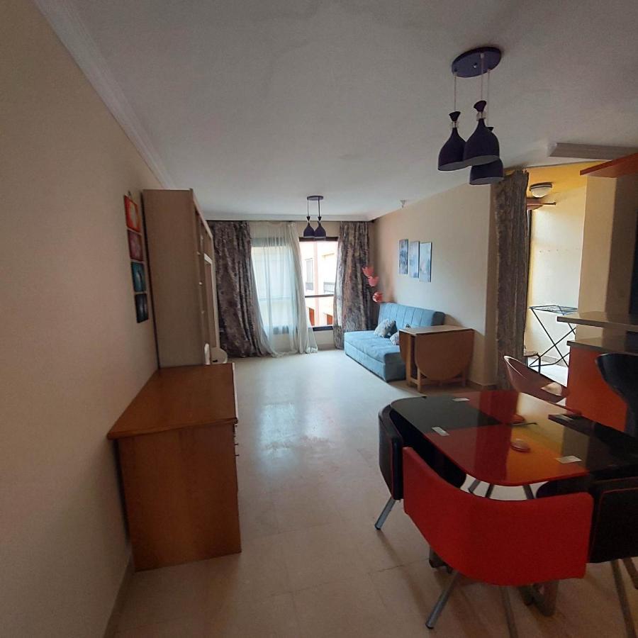 Esplanada Beach Apartment ฮูร์กาดา ภายนอก รูปภาพ