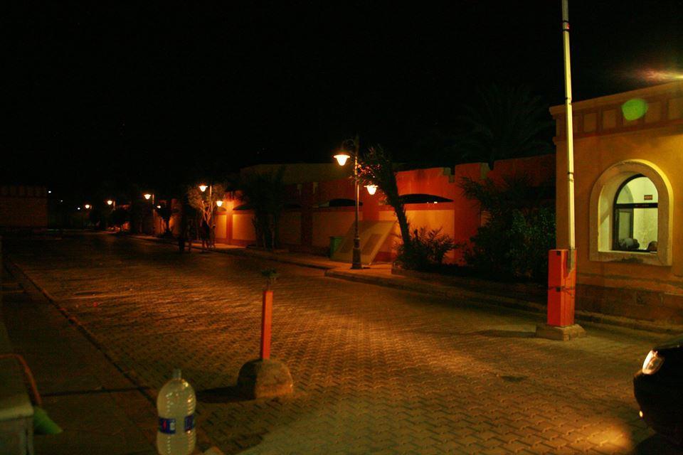 Esplanada Beach Apartment ฮูร์กาดา ภายนอก รูปภาพ